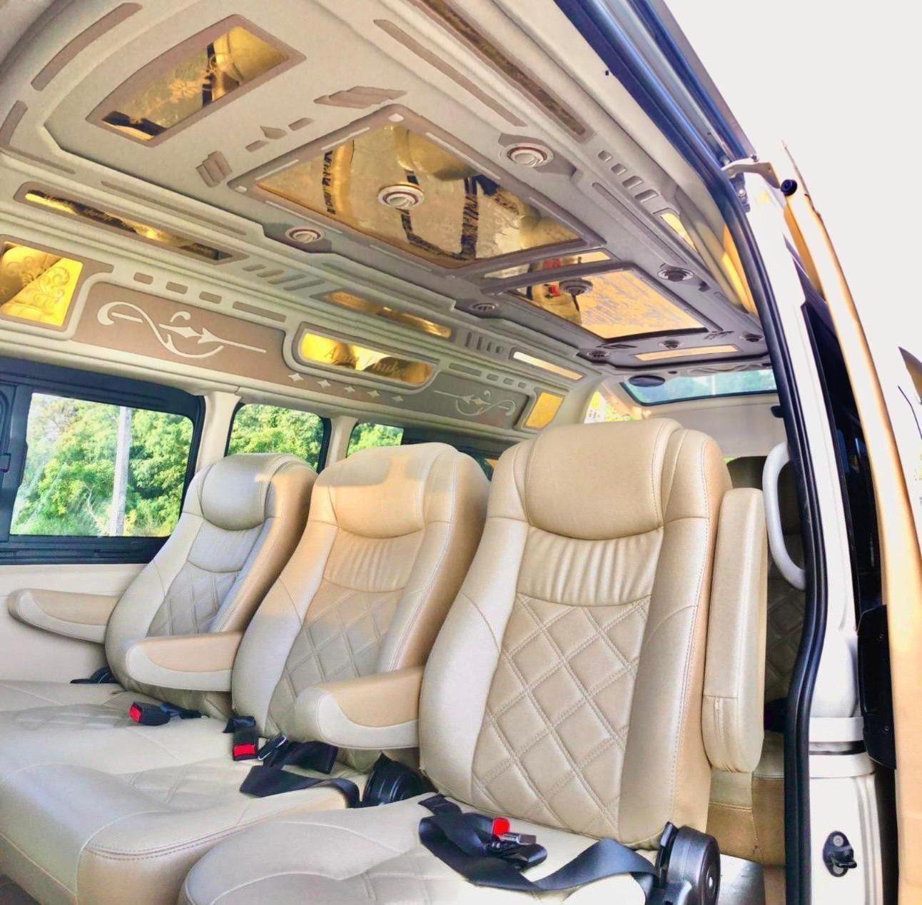 Akim Phuket VIP van